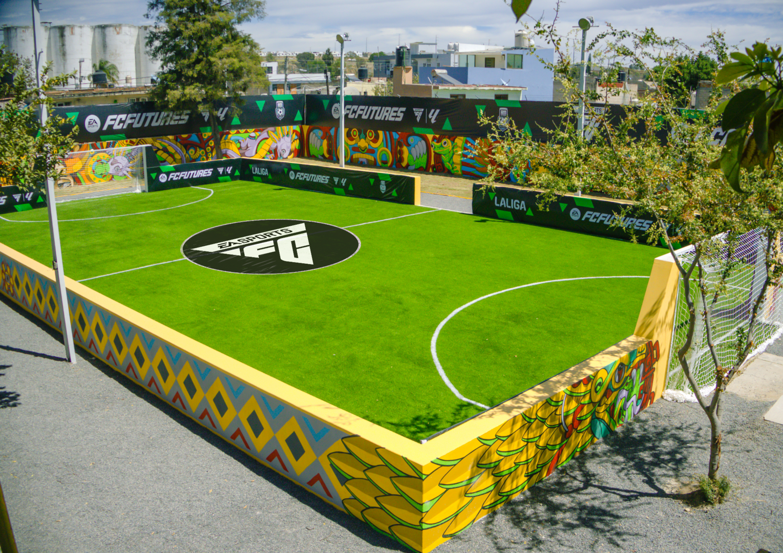 “EA SPORTS™ y LALIGA unen fuerzas: Inauguración histórica de una cancha de fútbol en Zapopan, México”