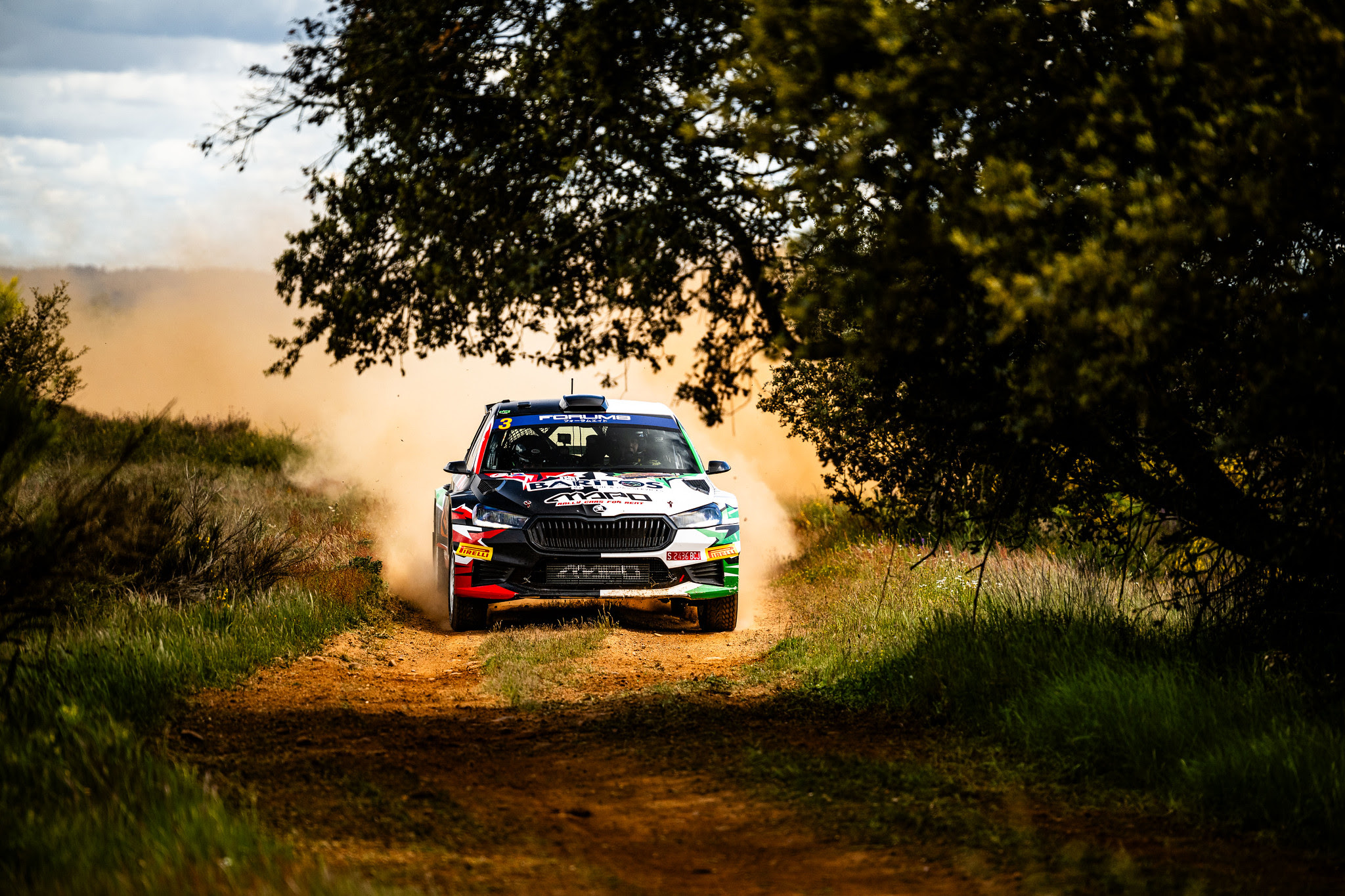Mauro y Pérez Listos para el Rally Italia Sardegna: Objetivo, Conquistar Más Kilómetros en el WRC